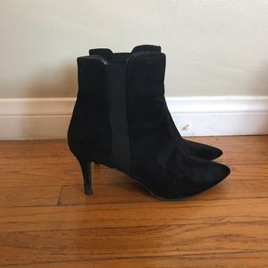 Faux Suede Pointed Tow Black Booties